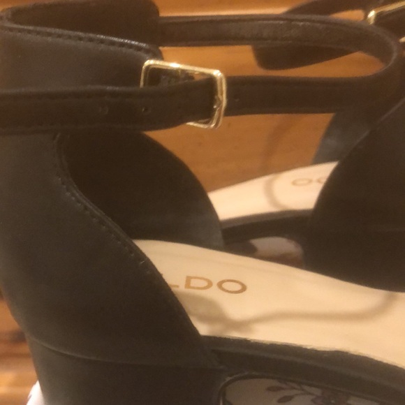 Aldo black size 6 shoe - Picture 6 of 6